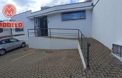 Imagem: O depósito possui 194m² de Área e está localizado em Cidade