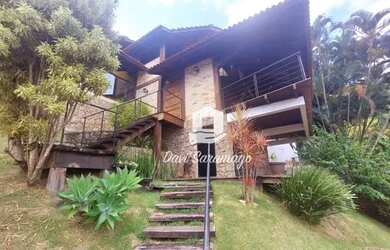 Imagem: A casa em condomínio possui 4 Dormitórios, 4 Banheiros, 2