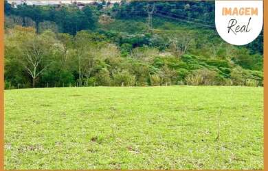 Imagem: O terreno possui 500m² de Área e está localizado em Tanque