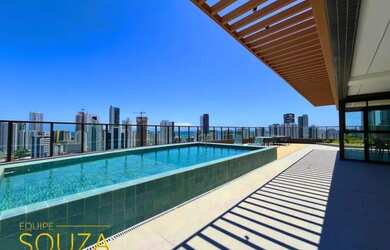 Imagem: O apartamento possui 4 Dormitórios, 3 Banheiros, 2 Vagas na