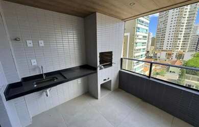 Imagem 6: Apartamento no Canto do Forte com 2 Quartos, Sacada Gourmet e Lazer Completo