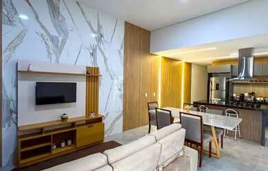 Imagem 2: Casa à Venda Bairro Água Verde