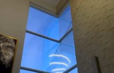 Imagem 4: Sol e Praia Residencial. Piscina, Churrasqueira, VarandaeGuarda roupa