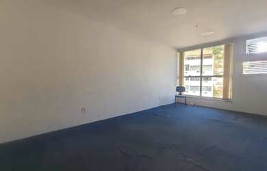 Imagem: O depósito possui 29m² de Área e está localizado em Tijuca