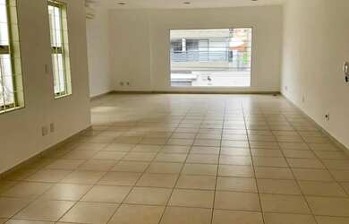 Imagem: O depósito possui 70m² de Área e está localizado em Vila