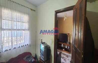 Imagem 8: Casa em Jacareí. Varanda, 136m² de Área, 1 Vaga na garageme3 Dormitórios