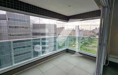 Imagem: O studio possui 1 Dormitório, 1 Banheiro, 2 Vagas na garagem