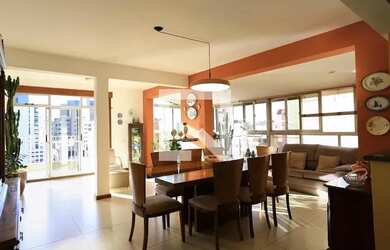 Imagem: O apartamento na cobertura possui 4 Dormitórios, 4 Banheiros