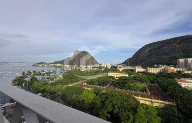 Imagem: O apartamento na cobertura possui 4 Dormitórios, 4 Banheiros