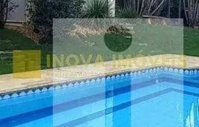 Imagem: A casa em condomínio possui 4 Dormitórios, 5 Banheiros, 5