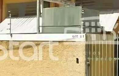 Imagem: O depósito para alugar possui 1 Vaga na garagem e 984m² de