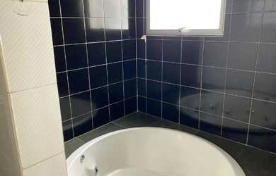 Imagem 11: Casa/Sobrado com 12 salas e 6 banheiros Entre Vila Izabel, Água Verde...