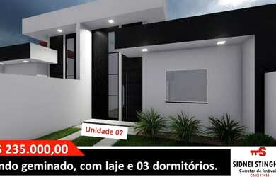 Imagem: A casa possui 3 Dormitórios, 1 Banheiro, 1 Vaga na garagem