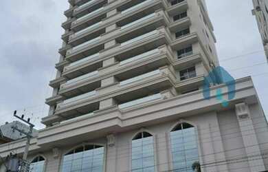 Imagem: O apartamento e possui 3 Dormitórios, Suítes, 2 Banheiros