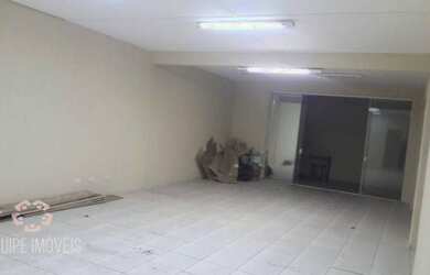 Imagem 2: Prédio, 8000 m² - venda por R$ 1.500.000 ou aluguel por R$ 3.500/mês...