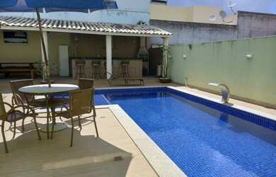 Imagem: A casa em condomínio possui 5 Dormitórios, 5 Banheiros, 160m²