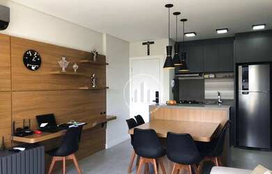 Imagem: O apartamento possui 3 Dormitórios, 1 Banheiro, 1 Vaga na garagem