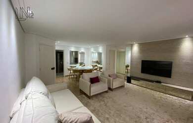 Imagem: O apartamento possui 3 Dormitórios, 1 Banheiro, 2 Vagas na