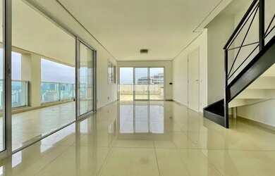 Imagem: O apartamento possui 3 Dormitórios, 5 Banheiros, 3 Vagas na