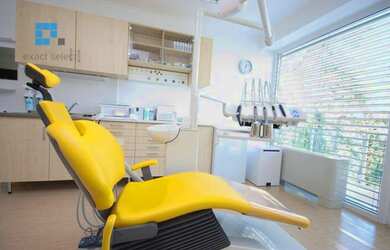 Imagem: O depósito possui 2 Vagas na garagem, 143m² de Área e está