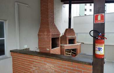 Imagem: O apartamento possui 3 Dormitórios, 2 Banheiros, 2 Vagas na