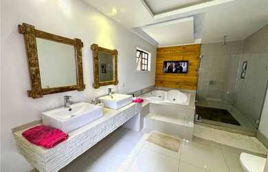 Imagem 5: Casa Com 5 Quartos à Venda - Quarteirão Ingelheim, 550m² Por R$ 2.490.000