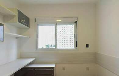 Imagem: O apartamento possui 4 Dormitórios, 5 Banheiros, 3 Vagas na