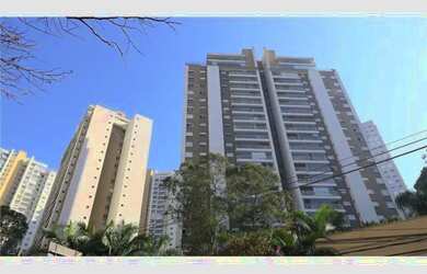 Imagem: O apartamento possui 4 Dormitórios, 5 Banheiros, 3 Vagas na