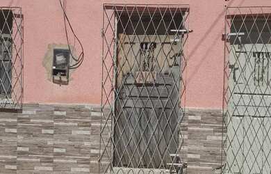 Imagem: A casa possui 2 Dormitórios, 1 Banheiro e está localizado