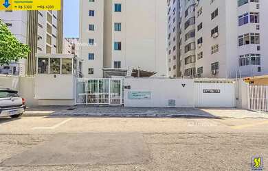 Imagem: O apartamento possui 3 Dormitórios, 3 Banheiros, 2 Vagas na