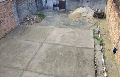 Imagem 4: //Casa com quintal e garagem próxima à Itaúba