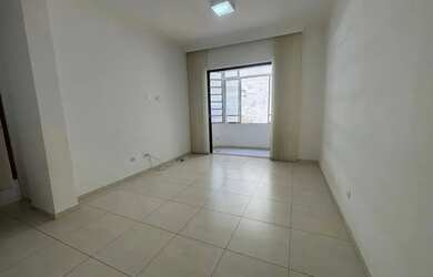 Imagem: O apartamento possui 1 Dormitório, 1 Banheiro, 61m² de Área