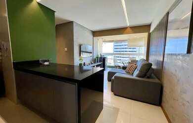 Imagem: O apartamento possui 2 Dormitórios, 1 Banheiro, 1 Vaga na garagem