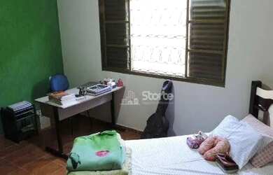 Imagem 15: Excelente casa com 6 dormitórios à venda, 309 m² por R$ 800.000 - Umuarama...