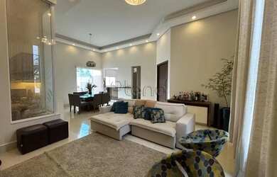 Imagem 4: Casa à venda em Indaiatuba, Residencial Beira da Mata, com 3 suítes, com 210 m²