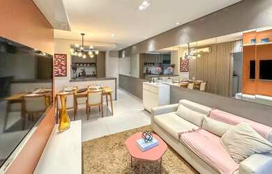 Imagem: O apartamento possui 3 Dormitórios, 2 Banheiros, 2 Vagas na