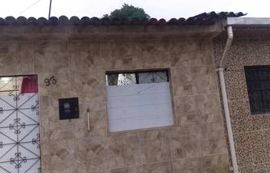 Imagem: A casa possui 2 Dormitórios, 1 Banheiro, 610-0m² de Área