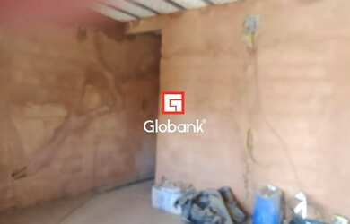 Imagem 14: Casa em Montes Claros, no bairro Vila Campos, à venda