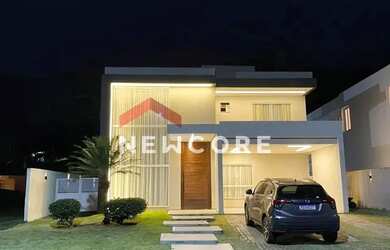 Imagem: A casa em condomínio possui 4 Dormitórios, 5 Banheiros, 4