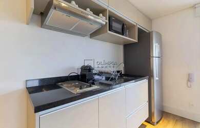 Imagem: O apartamento possui 1 Dormitório, 1 Banheiro, 1 Vaga na garagem