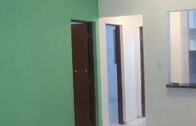 Imagem: O apartamento possui 2 Dormitórios, 1 Banheiro e 1 Vaga na