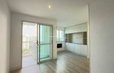 Imagem: O apartamento possui 2 Dormitórios, 2 Banheiros, 1 Vaga na