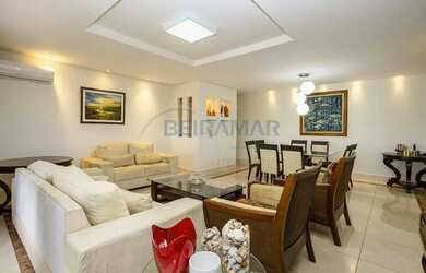 Imagem: O apartamento possui 4 Dormitórios, 2 Banheiros, 1 Vaga na