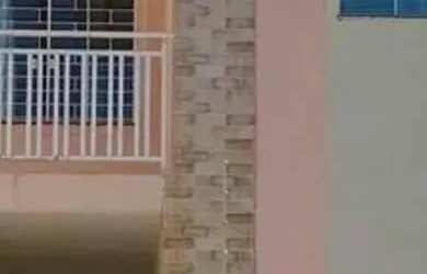 Imagem: A casa possui 2 Dormitórios, 1 Banheiro, 1 Vaga na garagem