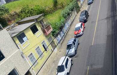 Imagem: O quarto possui Ar-condicionado e está localizado em Candeal