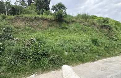 Imagem: O terreno possui 1.024m² de Área e está localizado em Largo