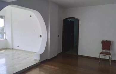 Imagem: O apartamento possui 3 Dormitórios, 3 Banheiros, 2 Vagas na