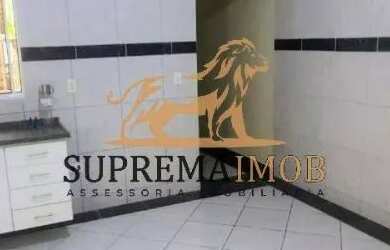 Imagem: A casa possui 2 Dormitórios, 2 Banheiros, 2 Vagas na garagem