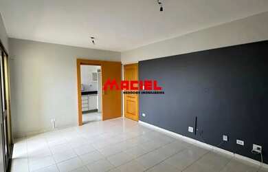 Imagem: O apartamento possui 2 Dormitórios, 1 Banheiro, 2 Vagas na