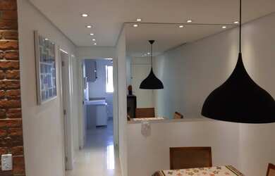 Imagem: O apartamento possui 3 Dormitórios, 1 Banheiro, 2 Vagas na